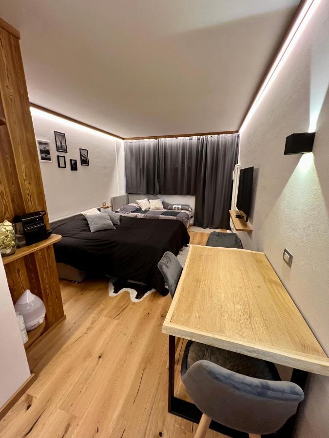 Cozy Studio Apartment Breuil-Cervinia Bagian luar foto